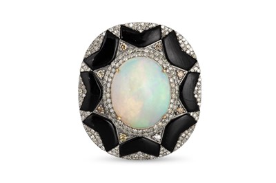 Lot 135 - AN OPAL, DIAMOND AND ONYX BROOCH, of cluster...