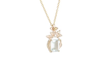 Lot 235 - AN AQUAMARINE AND DIAMOND PENDANT, of...