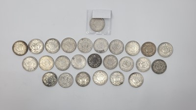 Lot 439 - A BAG OF 25 INDIAN ONE RUPEE SILVER COINS 1912-...
