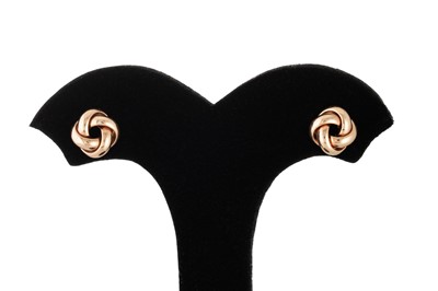 Lot 15 - A PAIR OF 9CT ROSE GOLD KNOT EARRINGS, 1.5 g.