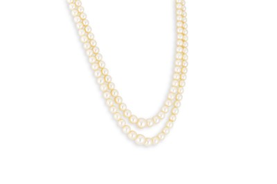 Lot 17 - A TWIN ROW CULTURED PEARL NECKLACE, to a 9ct...