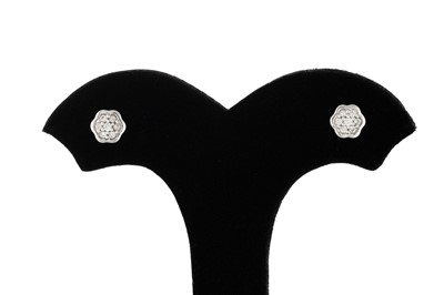 Lot 31 - A PAIR OF WHITE GOLD AND DIAMOND CLUSTER...