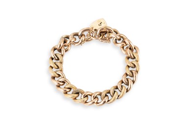 Lot 89 - AN ANTIQUE GOLD CURB LINK BRACELET, in 9ct...