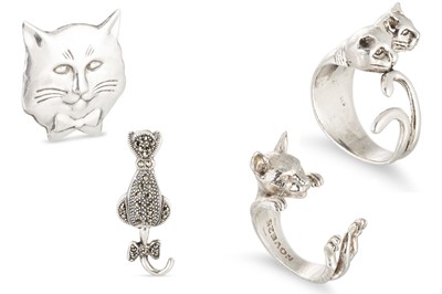 Lot 109 - A MARCASITE BROOCH, modelled as a cat together...