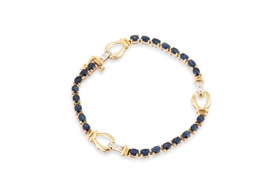 Lot 204 - A SAPPHIRE AND DIAMOND BRACELET, with gold...