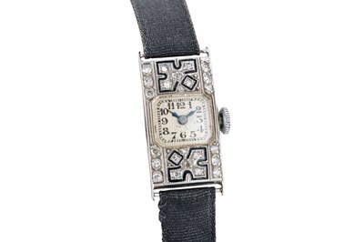Lot 194 - AN ART DECO DIAMOND AND ENAMEL COCKTAIL WATCH,...