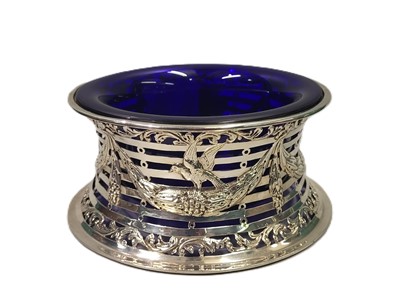 Lot 546 - A VICTORIAN ENGLISH ANTIQUE STERLING SILVER...