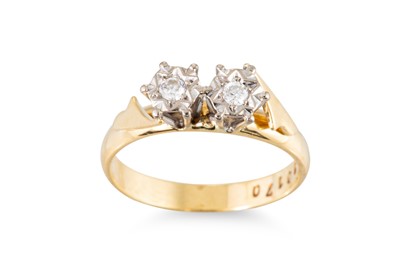 Lot 30 - AN IRISH DIAMOND TWO-STONE DRESS RING, high...