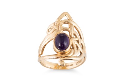 Lot 146 - A 9CT YELLOW GOLD CELTIC STYLE DRESS RING, set...