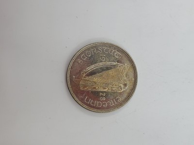 Lot 473 - A 1928 PROOF IRISH SILVER HALF CROWN