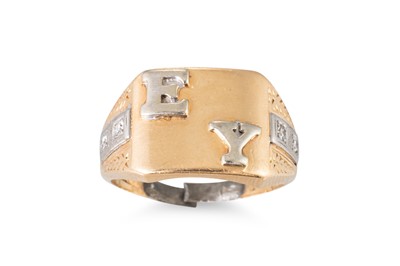 Lot 327 - A USA 10CT YELLOW GOLD RING, to diamond set...