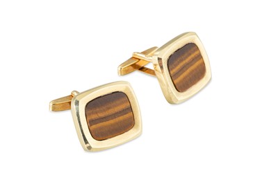 Lot 336 - A PAIR OF VINTAGE 1970s 14CT GOLD CUFFLINKS,...