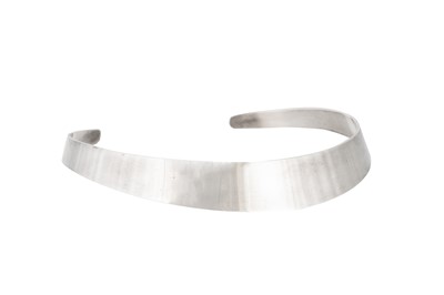 Lot 350 - A RUDOLF HELTZEL, KILKENNY IRISH SILVER COLLAR,...