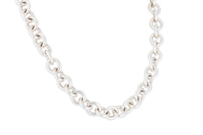 Lot 98 - A TIFFANY & CO SILVER NECKLACE, with pouch