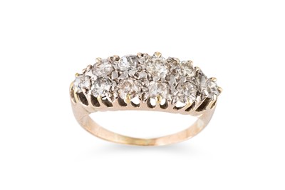 Lot 121 - A DIAMOND SET NAVETTE CLUSTER RING, the old...