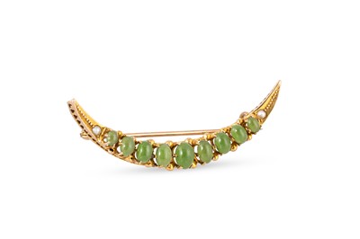 Lot 126 - A JADE AND SEED PEARL SET CRESENT BROOCH,...