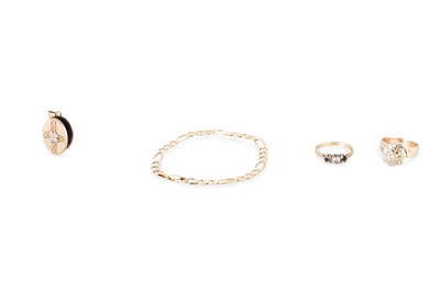 Lot 136 - FOUR ITEMS OF 9CT GOLD JEWELLERY, two rings, a...