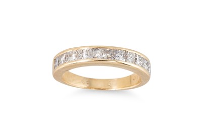 Lot 157 - A DIAMOND HALF ETERNITY RING, set with...