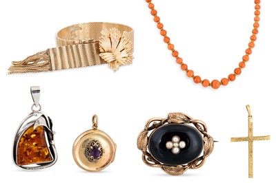 Lot 160 - AN INTERSTING COLLECTION OF ANTIQUE, VINTAGE...