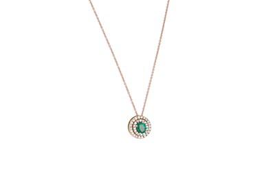 Lot 166 - AN EMERALD AND DIAMOND TARGET CLUSTER PENDANT,...