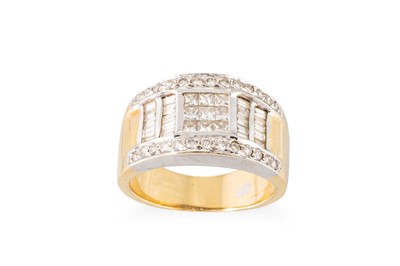 Lot 31 - A DIAMOND RING, mounted in 18ct gold....