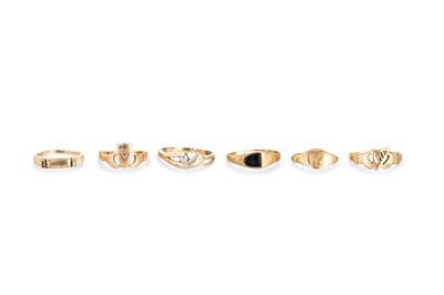 Lot 224 - A COLLECTION OF SIX VINTAGE YELLOW GOLD DRESS...