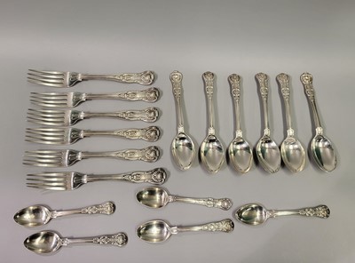 Lot 516 - A COLLECTION OF SILVER KING'S PATTERN CUTLERY,...