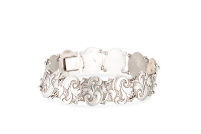 Lot 1 - AN ANTIQUE NORWEGIAN SILVER PANEL BRACELET, c...
