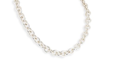 Lot 7 - A TIFFANY & CO STERLING SILVER NECKLACE, with...