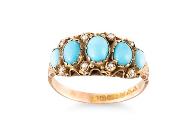 Lot 61 - A TURQUOISE AND SEED PEARL RING, the graduated...