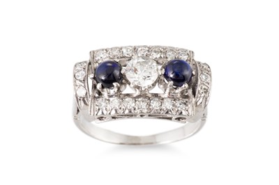 Lot 104 - A RETRO DIAMOND AND SAPPHIRE SET CLUSTER RING,...