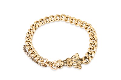 Lot 6 - A 9CT GOLD CURB LINK BRACELET, with carved...