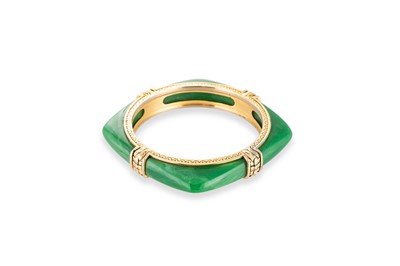 Lot 22 - A MID CENTURY CROWN TRIFARI FAUX 'JADE' BANGLE,...