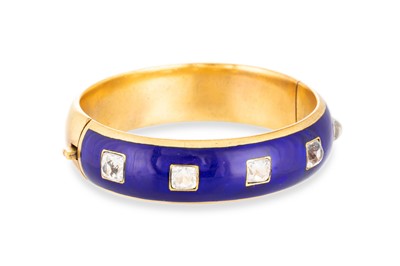 Lot 25 - A VICTORIAN ENAMEL AND PASTE BANGLE, the royal...