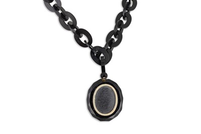 Lot 40 - A VICTORIAN VULCANITE CHAIN NECKLACE,...