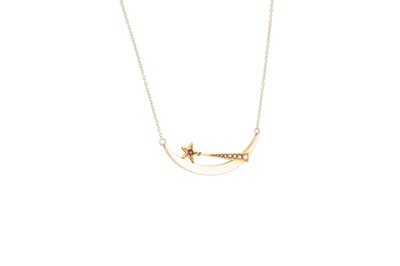 Lot 42 - AN EARLY 20TH CENTURY 'COMET' PENDANT, in 9ct...