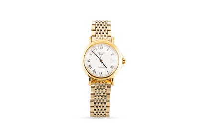 Lot 407 - A MIDSIZE RAYMOND WEIL GOLD-PLATED WRISTWATCH,...