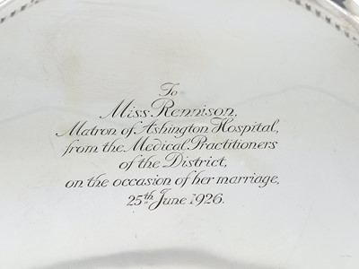 Lot 538 - A GEORGE V ENGLISH STERLING SILVER DISH ON...