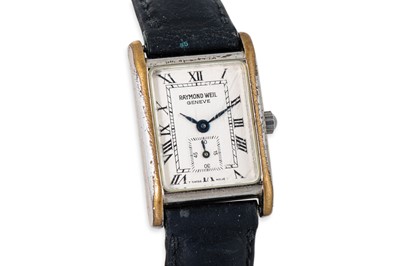 Lot 122 - A RAYMOND WEIL GENEVE WRISTWATCH, tank style,...