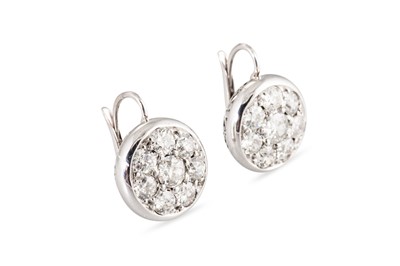 Lot 141 - A PAIR OF VINTAGE OLD CUT DIAMOND CLUSTER...