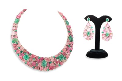 Lot 129 - AN EMERALD, TOURMALINE AND DIAMOND NECK COLLAR,...