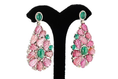 Lot 82 - AN EMERALD, TOURMALINE AND DIAMOND NECK COLLAR,...