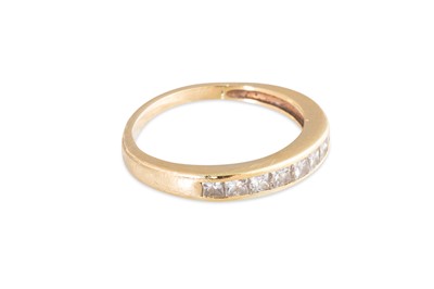 Lot 78 - A DIAMOND HALF HOOP RING, set with eight...