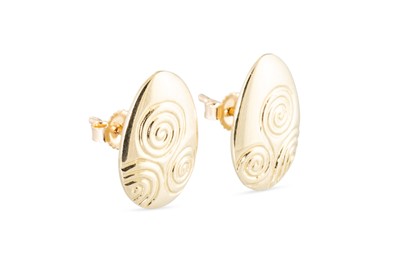 Lot 13 - A PAIR OF 9CT YELLOW GOLD EARRINGS BY DECLAN...
