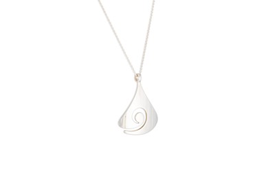 Lot 118 - A PENDANT BY DECLAN KILLEN, of shaped open...