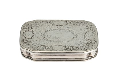 Lot 7 - AN ANTIQUE SILVER RECTANGULAR SNUFF BOX,...