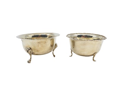 Lot 528 - TWO 20TH CENTURY ENGLISH STERLING SILVER SUGAR...