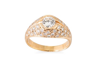Lot 215 - A DIAMOND CLUSTER RING, of bombe style centre...