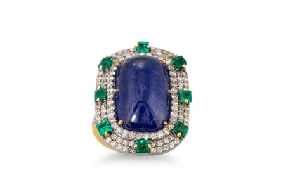 Lot 254 - A TANZANITE, EMERALD AND DIAMOND CLUSTER RING,...