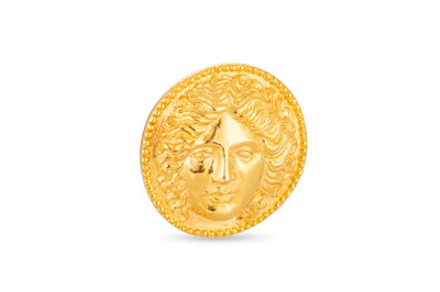 Lot 369 - A VINTAGE GOLD PLATED BROOCH, from MMA, 1994,...